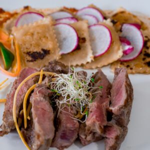 Entrecôte Grelhado e Pansotti Ricota de Búfala e Castanhas