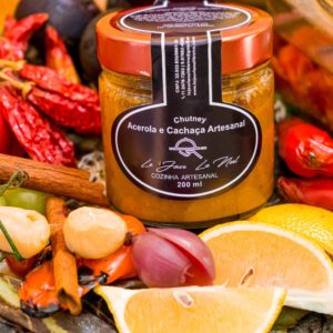 Chutney de Acerola com Cachaça e Pimenta