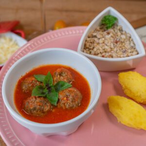 Almôndegas de Patinho com Molho Pomodoro