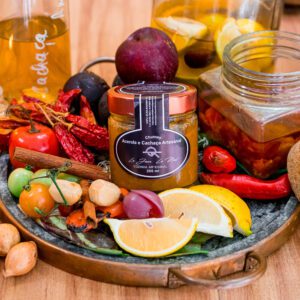 Chutney de Acerola com Cachaça e Pimenta