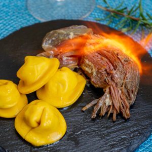 CARNE CURADA DE CONTRA FILÉ DE ANGUS