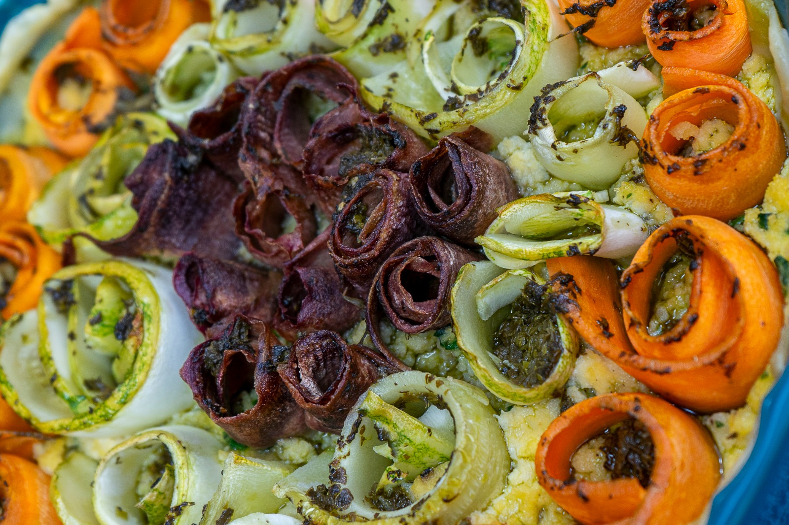 Tarte Vegetariana com Cenoura, Abobrinha ao Molho de Queijo Chabichou - Imagem 3